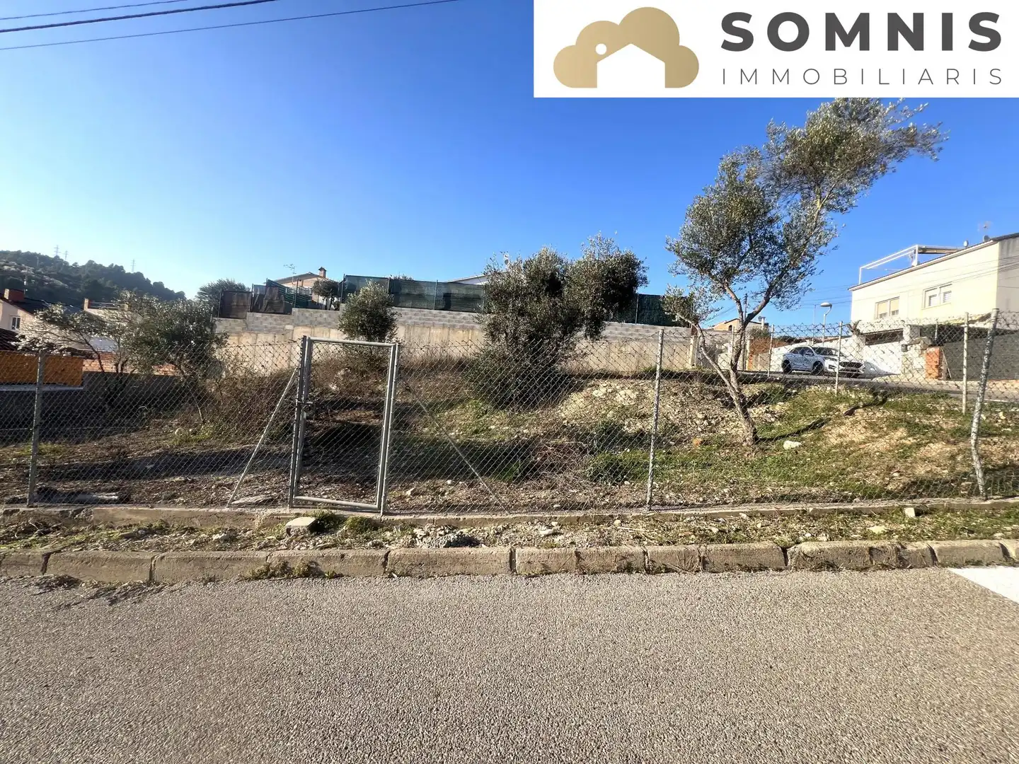 Residential land for sale in 2 453