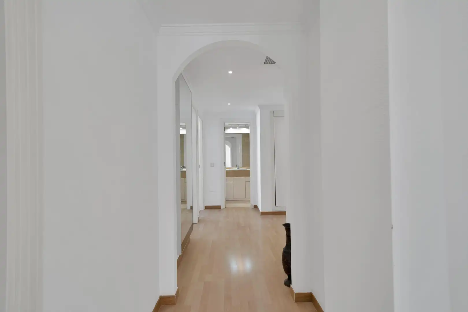 Apartamento en venta en Marbella con Aire acondicionado, Calefacción y Jardín privado
