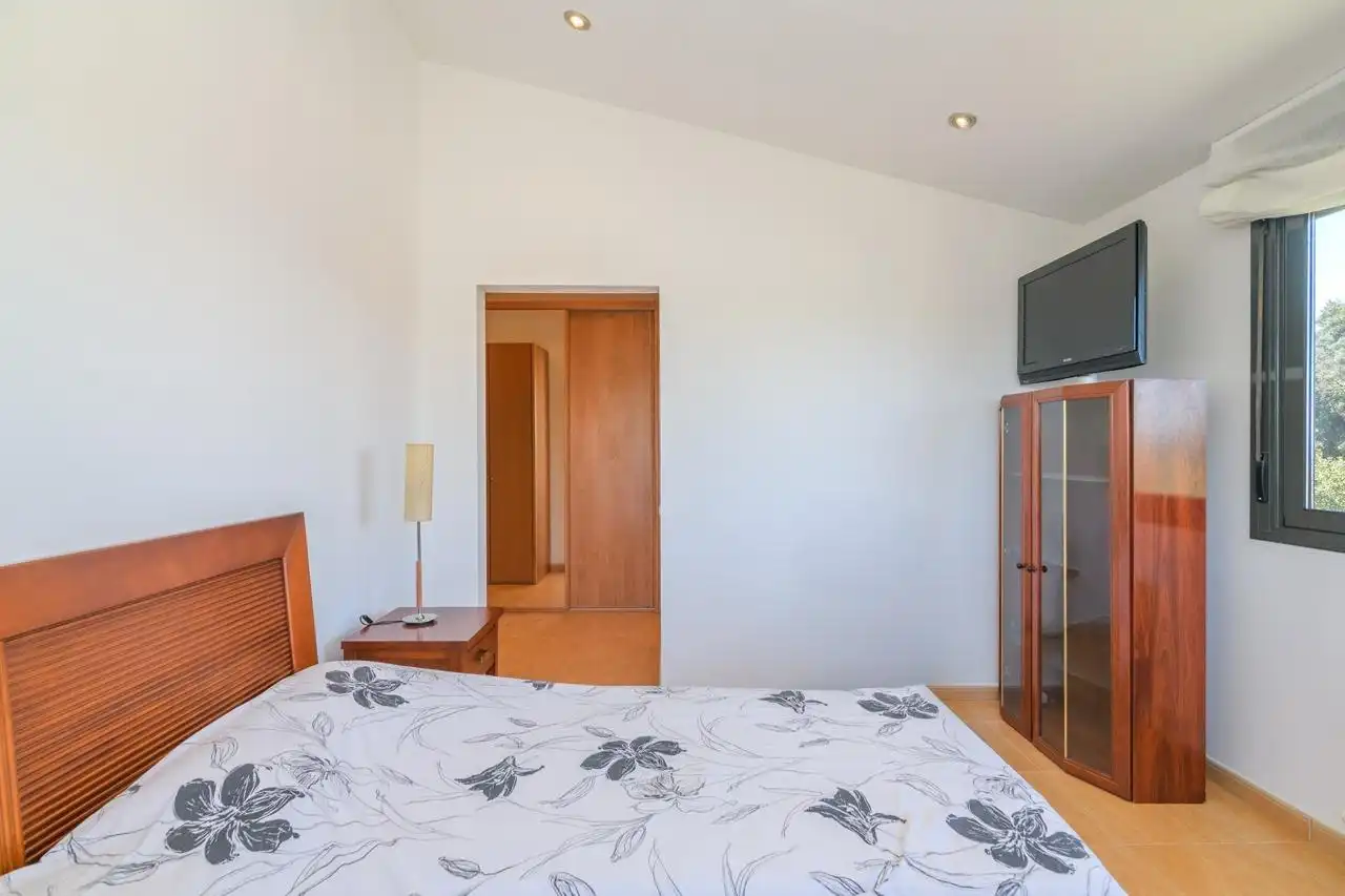 Dormitori de Casa o xalet en venda en Castellnou de Bages amb Jardí privat, Terrassa i Piscina