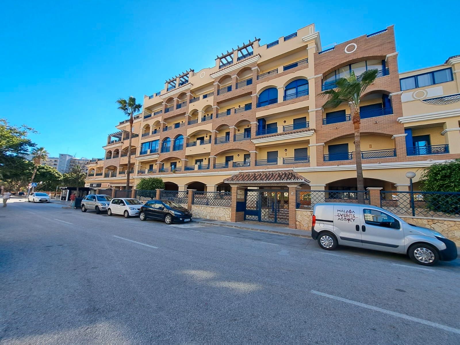 Exterior view of Flat for sale in Torremolinos  with Air Conditioner, Terrace and Furnished