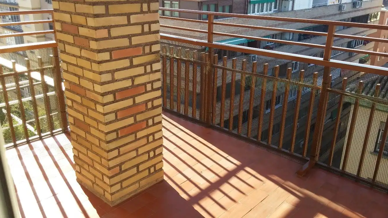 Àtic de lloguer a Calle Melchor Almagro, 16, Centro - Sagrario