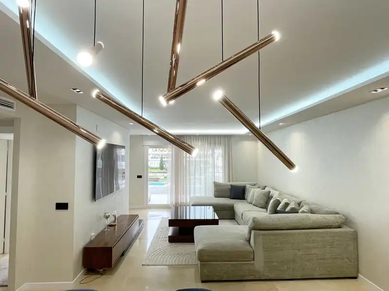 Apartamento con piscina en venta en San Pedro de Alcántara, imagen 5