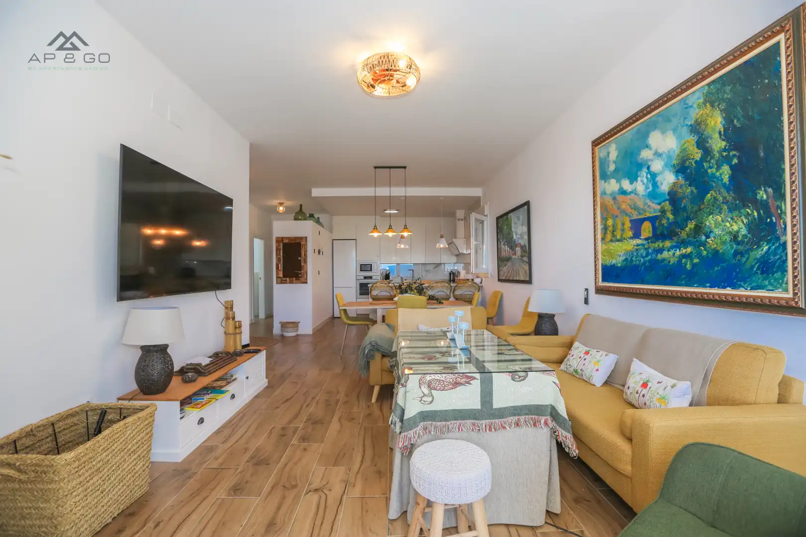 Sala d'estar de Casa o xalet de lloguer en Almuñécar amb Aire condicionat, Jardí privat i Terrassa