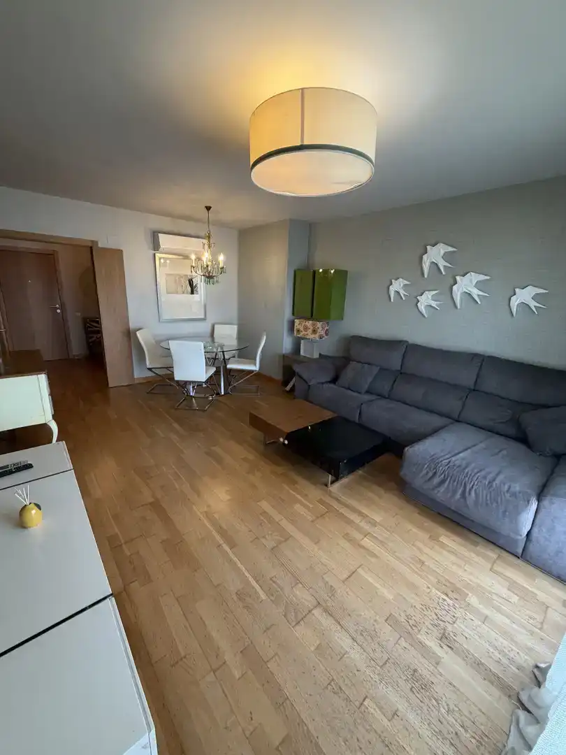 Wohnzimmer von Wohnung zur Miete in Jerez de la Frontera mit Klimaanlage, Schwimmbad und Balkon