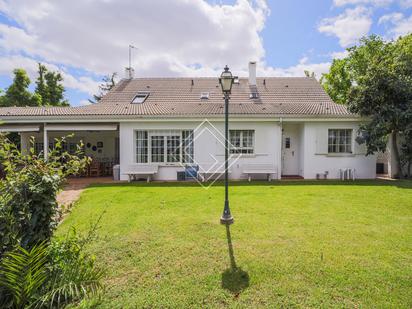 Jardí de Casa o xalet en venda en Pozuelo de Alarcón amb Jardí privat i Piscina