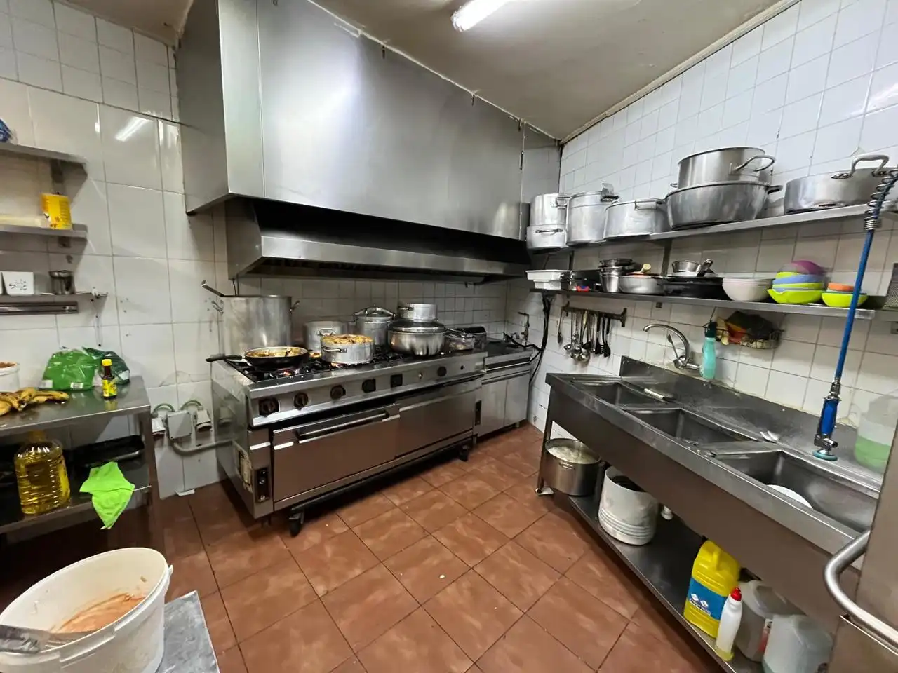 Kitchen of Commercial properties for sale in Madrid  with Air Conditioner, Furnished and Alarm