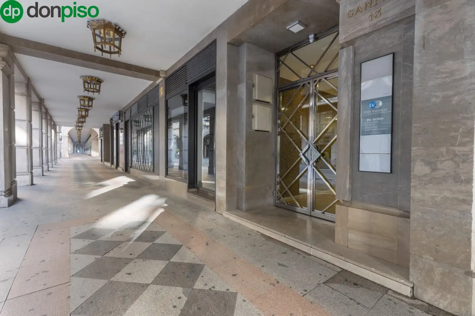 Local comercial en venda a Calle Ángel Ganivet, imagen 4