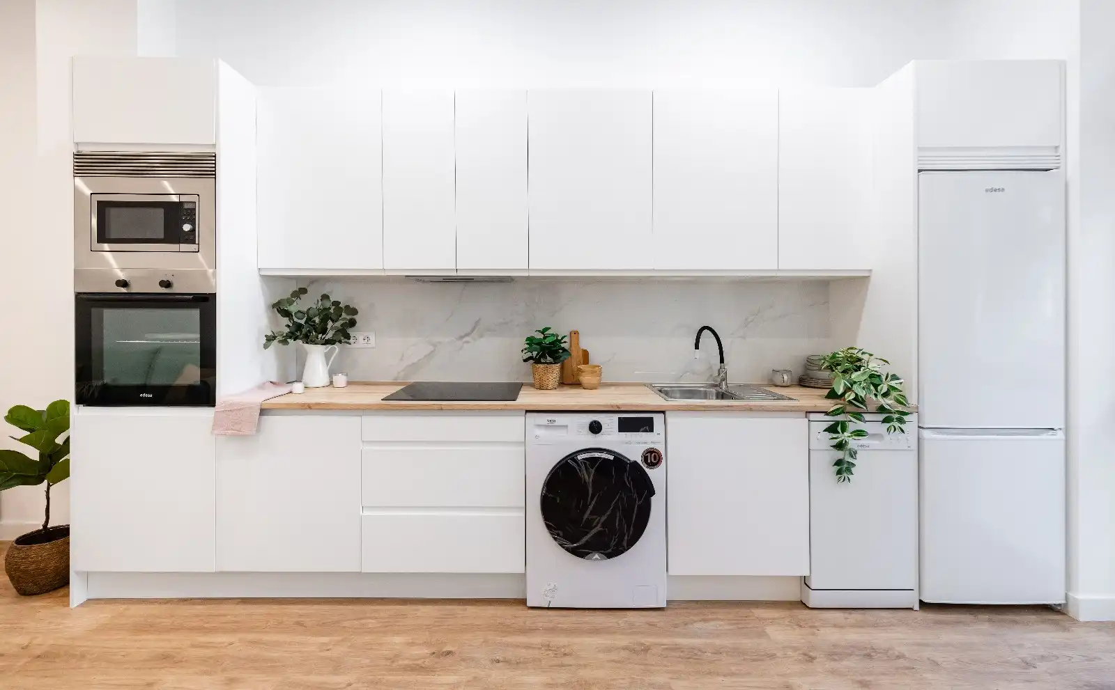 Cocina de Planta baja en venta en Alcalá de Henares con Calefacción, Amueblado y Horno