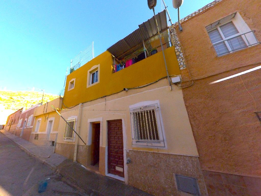 Exterior view of House or chalet for sale in  Almería Capital