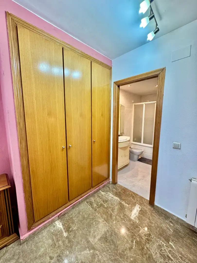 Badezimmer von Wohnung zum Verkauf in Valencia mit Klimaanlage