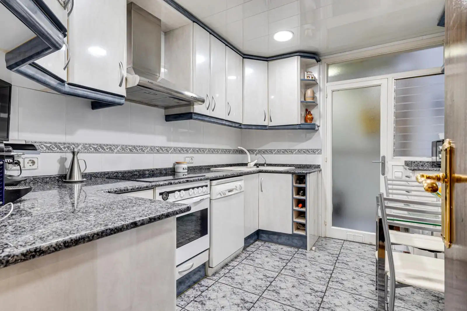 Piso con terraza en venta en COMTE URGELL, imagen 10
