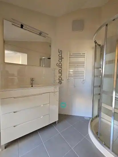 Bany de Apartament en venda en Sotogrande amb Aire condicionat, Calefacció i Terrassa