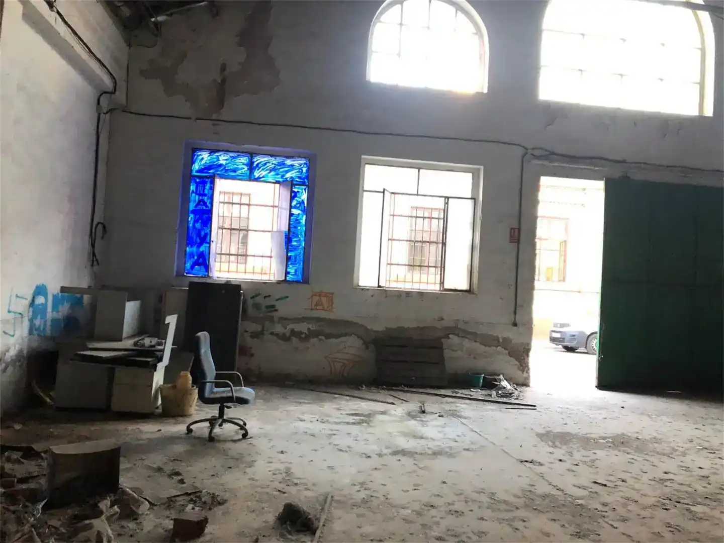 Fabrikhallen zum Verkauf in Carcaixent, Valencia
