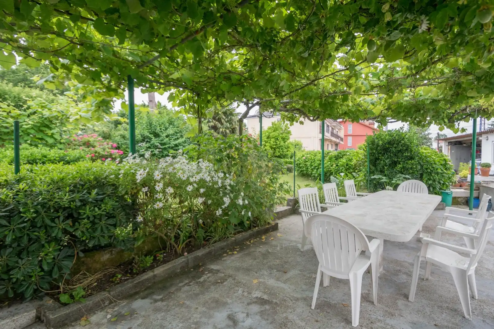 Terraza de Casa o chalet en venta en Culleredo con Calefacción, Jardín privado y Parquet