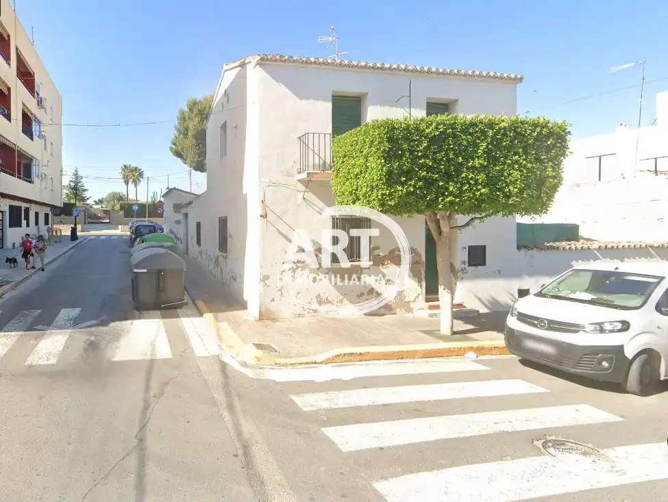 Vista exterior de Casa o xalet en venda en San Antonio de Benagéber