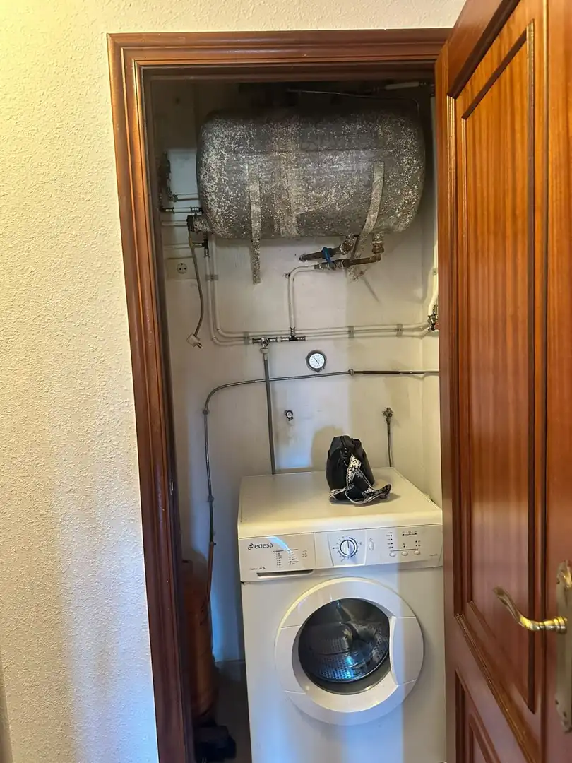Flat with lift to rent in Salas, imagen 16