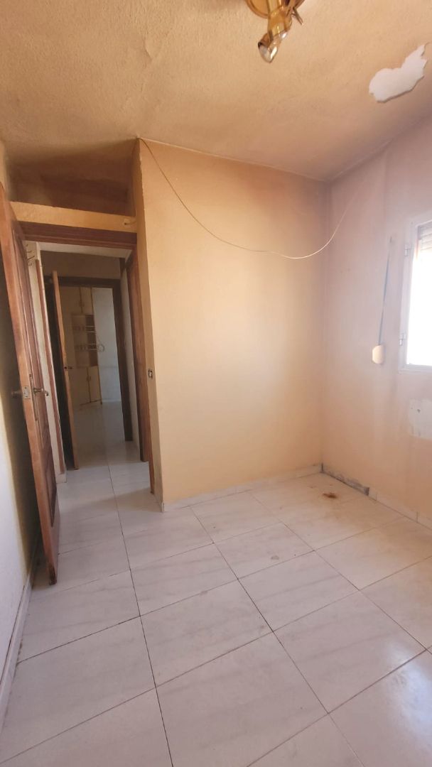 Bedroom of Flat for sale in  Madrid Capital