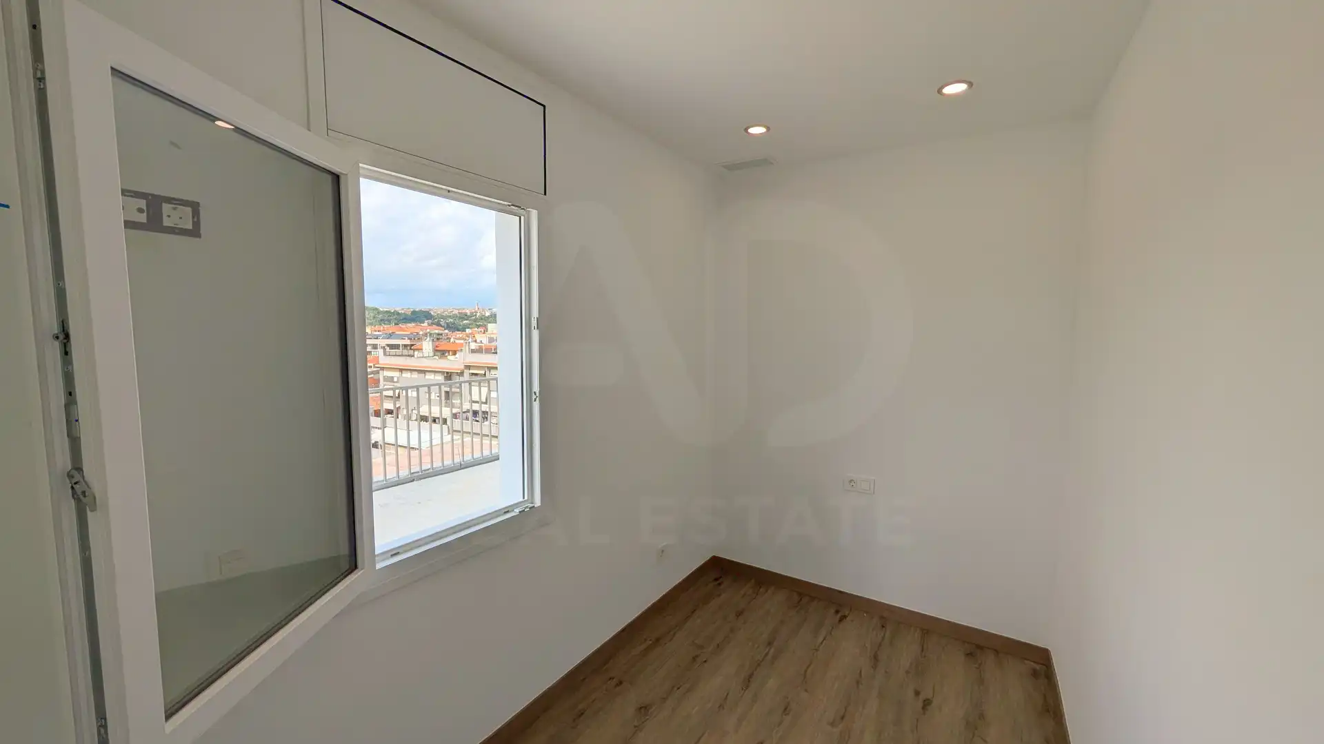 Habitación de Ático en venta en Olesa de Montserrat con Aire acondicionado, Calefacción y Terraza
