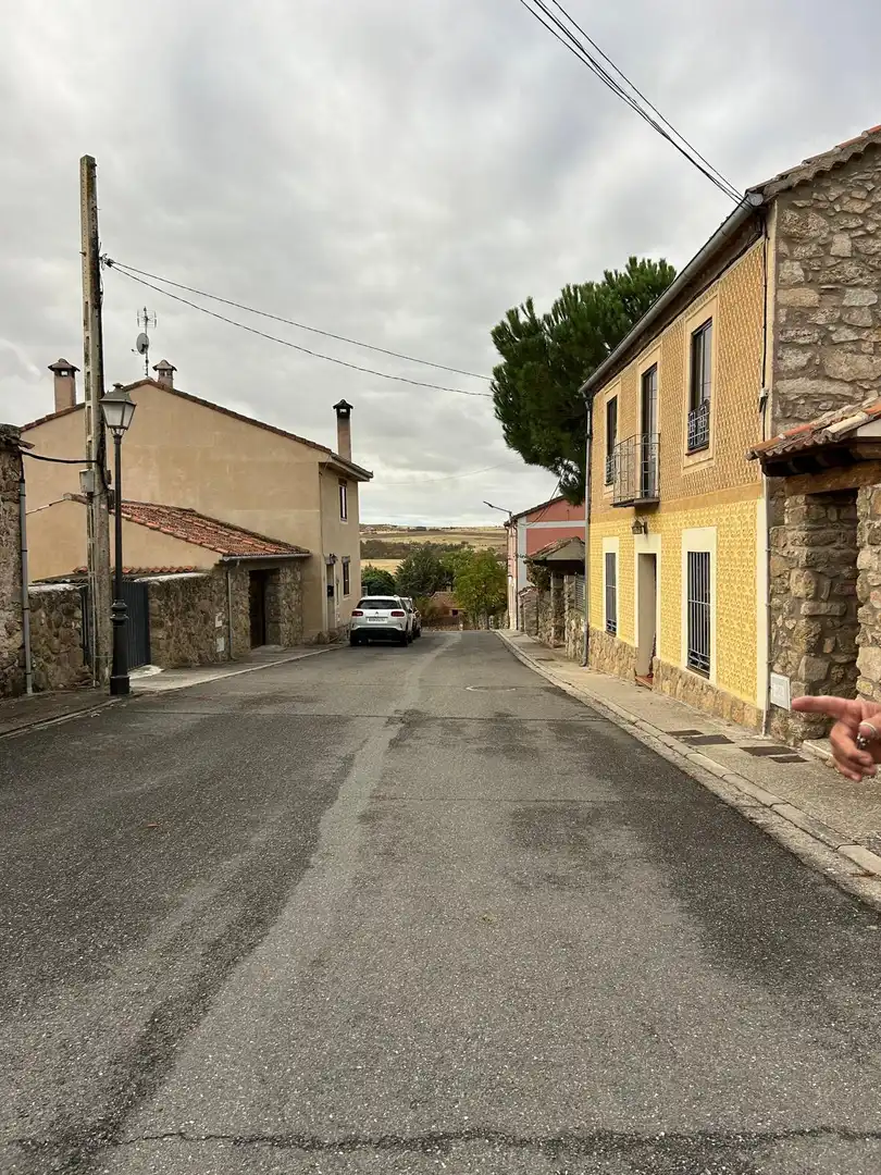 Vista exterior de Finca rústica en venta en Santo Domingo de Pirón, Segovia