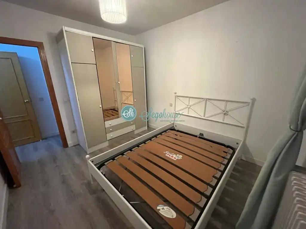 Habitación de Piso en venta en San Cristóbal de Segovia con Calefacción, Terraza y Trastero