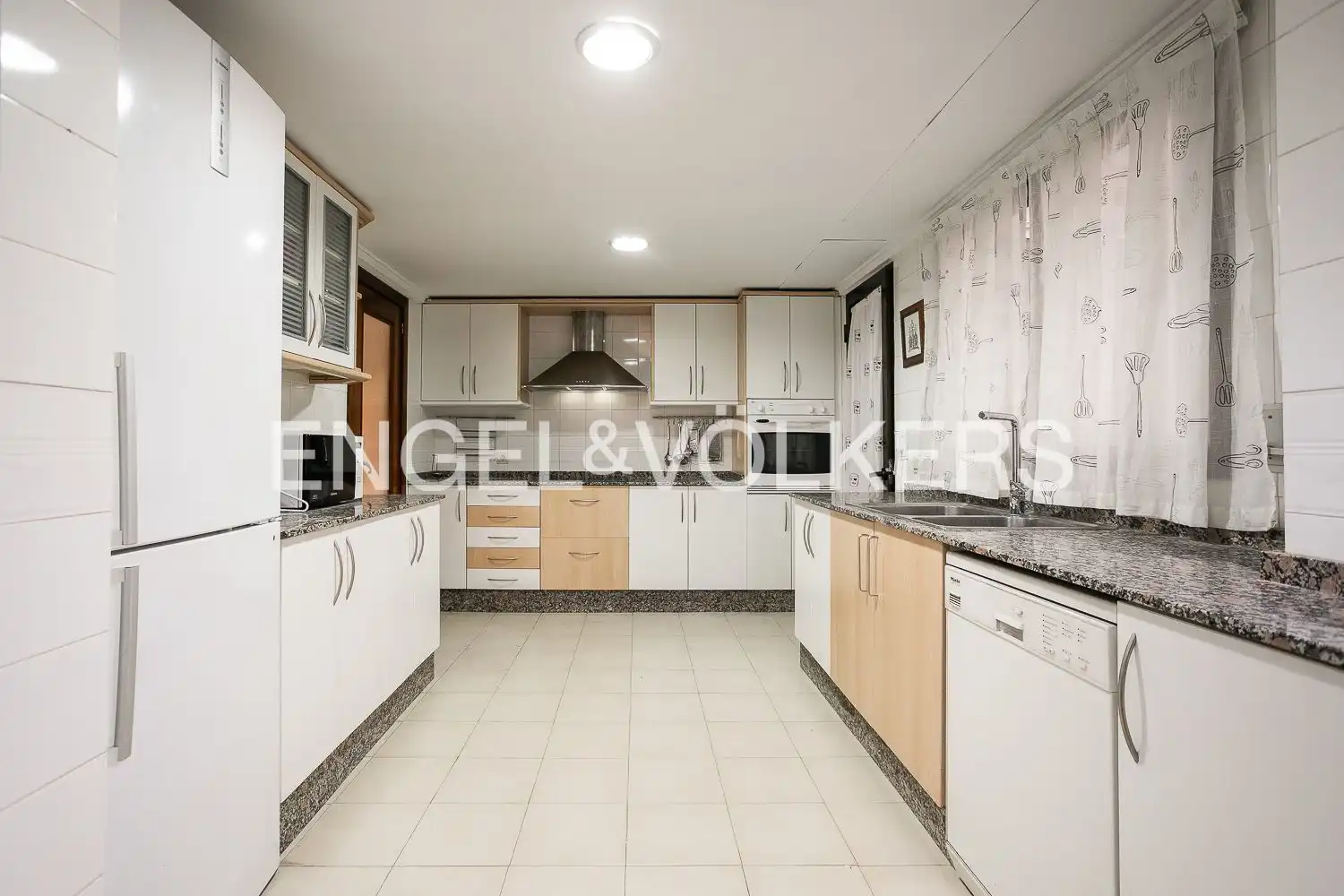 Cocina de Piso en venta en Valencia con Aire acondicionado, Calefacción y Balcón