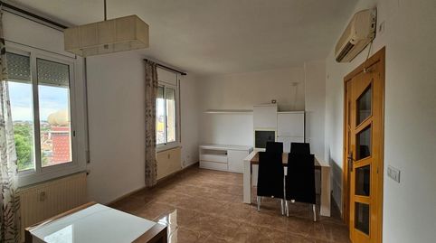 Foto 3 de Apartament en venda a Carrer Carrer Jonquera, Eixample - Horta Capallera, Figueres