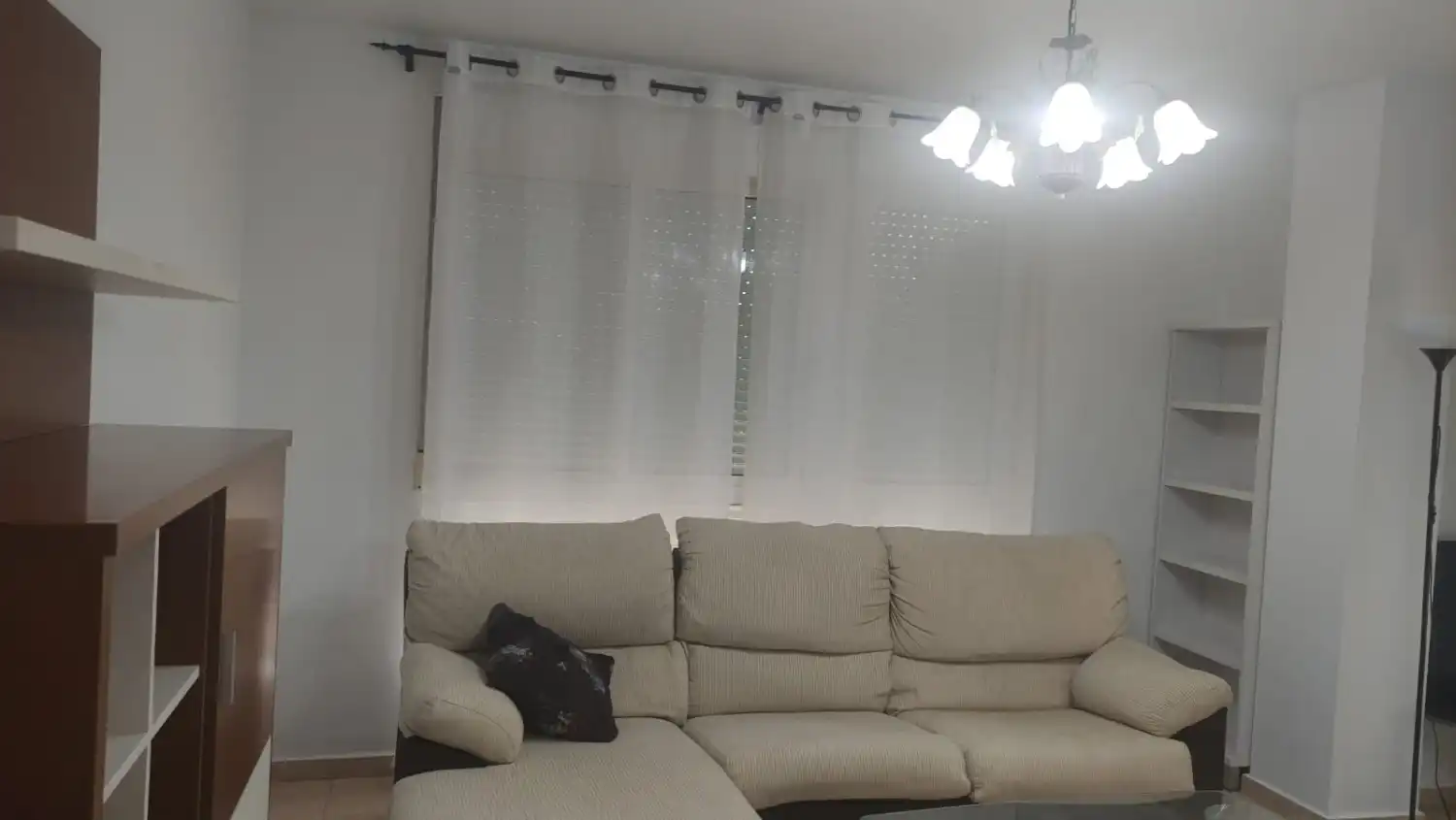 Wohnzimmer von Wohnung zur Miete in Sur