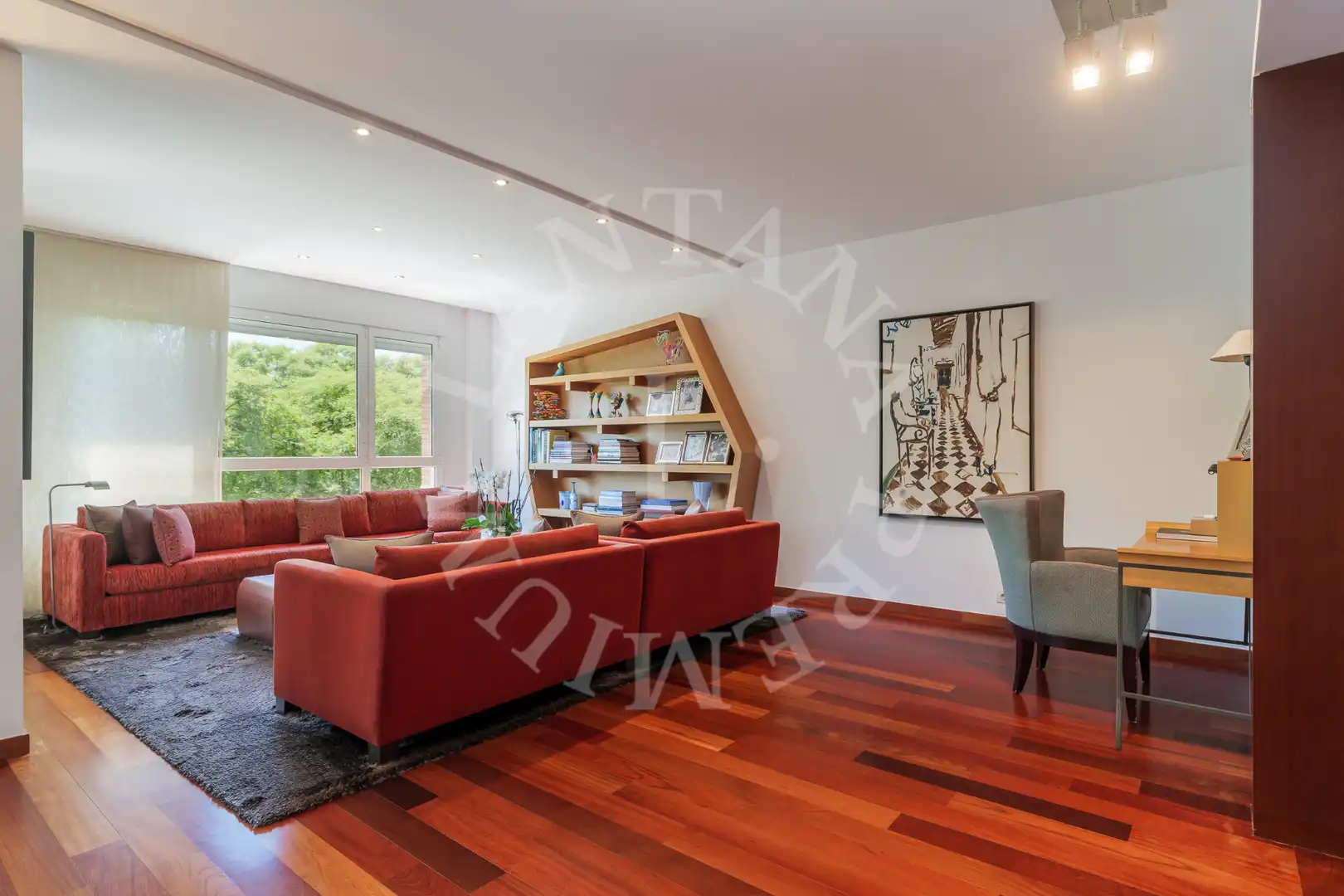 Sala d'estar de Pis en venda en Barcelona amb Aire condicionat, Calefacció i Parquet
