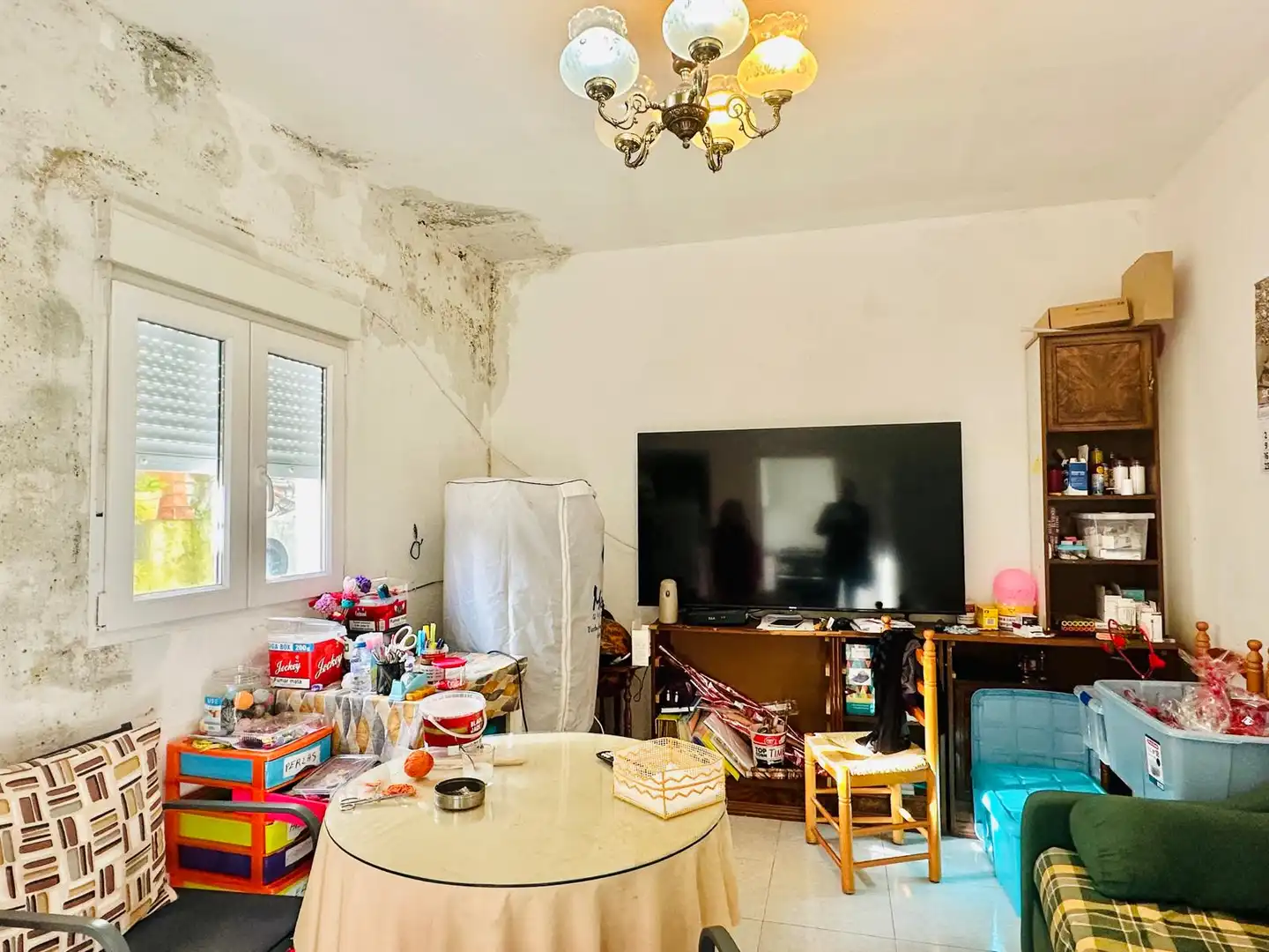 Sala d'estar de Casa o xalet en venda en Valverde de Mérida amb Traster