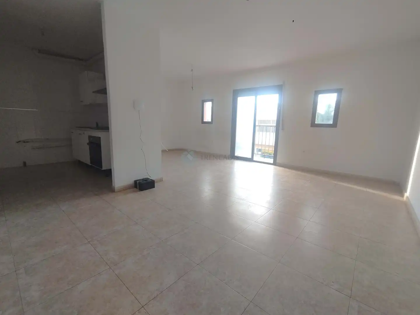 Appartamento con ascensore in vendita a Av  de Octubre N  Esc  Pl  Pt C, imagen 3