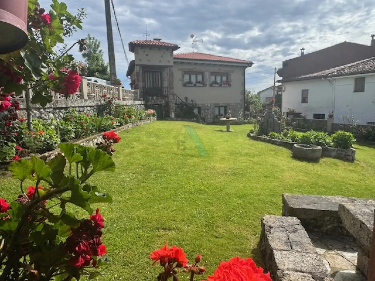 Casa o xalet en venda en Llanes amb Jardí privat