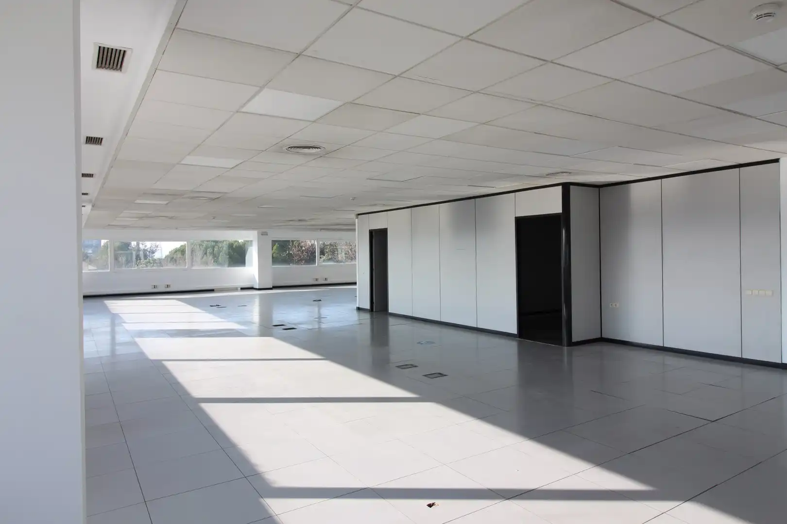 Büro zur Miete in Sant Cugat del Vallès mit Klimaanlage