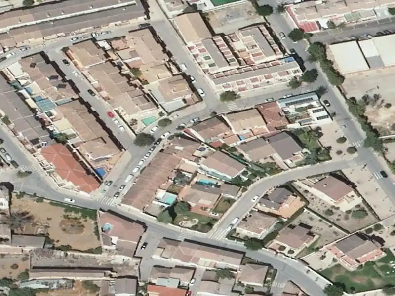 Piso en venta en Calle Bayona la Real
