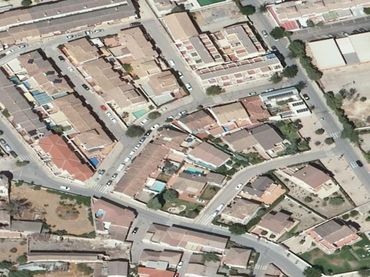 Piso en venta en Calle Bayona la Real