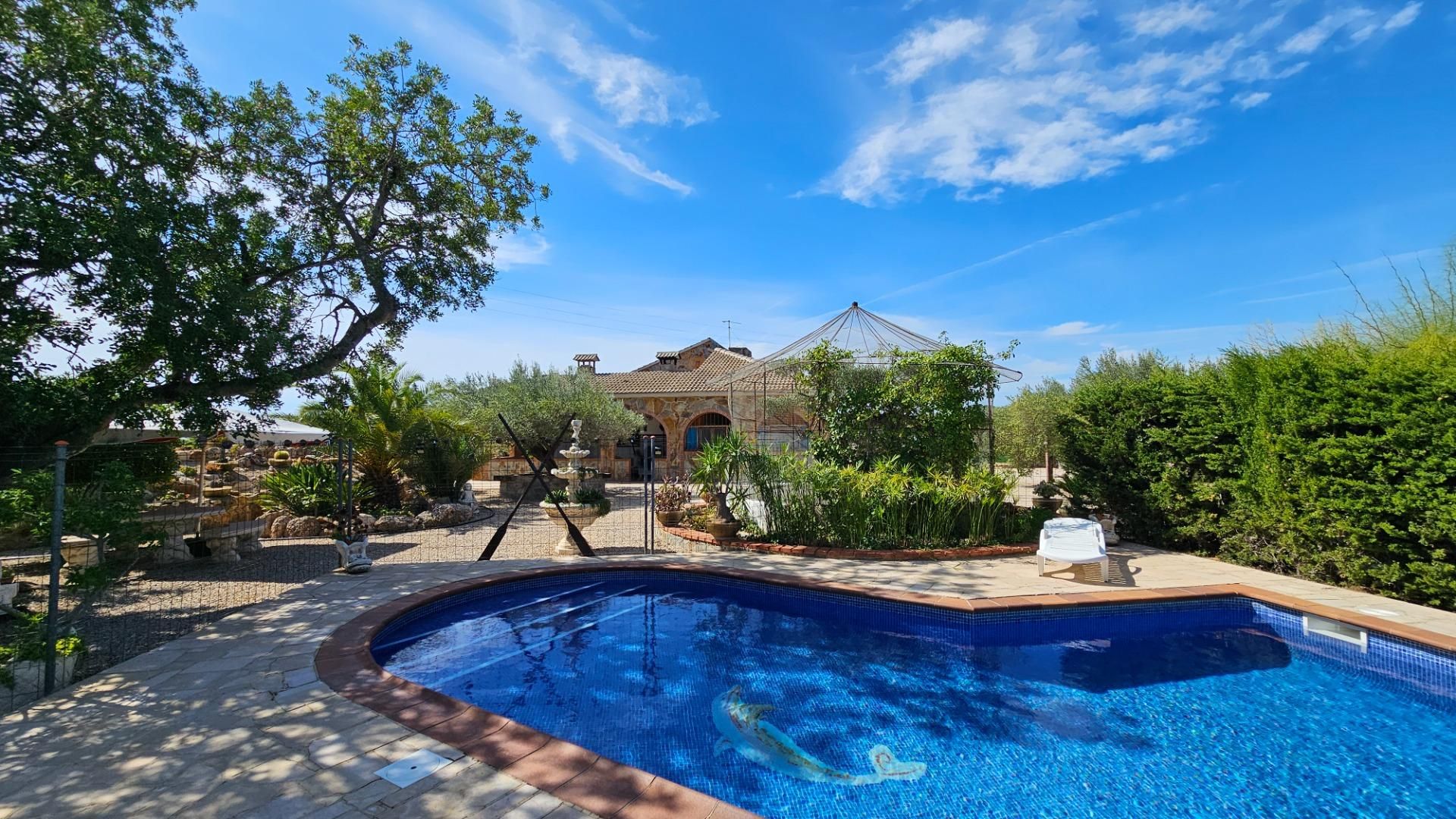 Piscina de Finca rústica en venda en L'Ametlla de Mar  amb Jardí privat, Terrassa i Traster