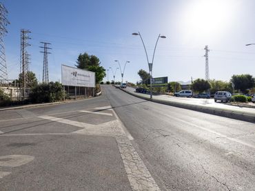 Industrial building for sale in Calle Orgiva 18