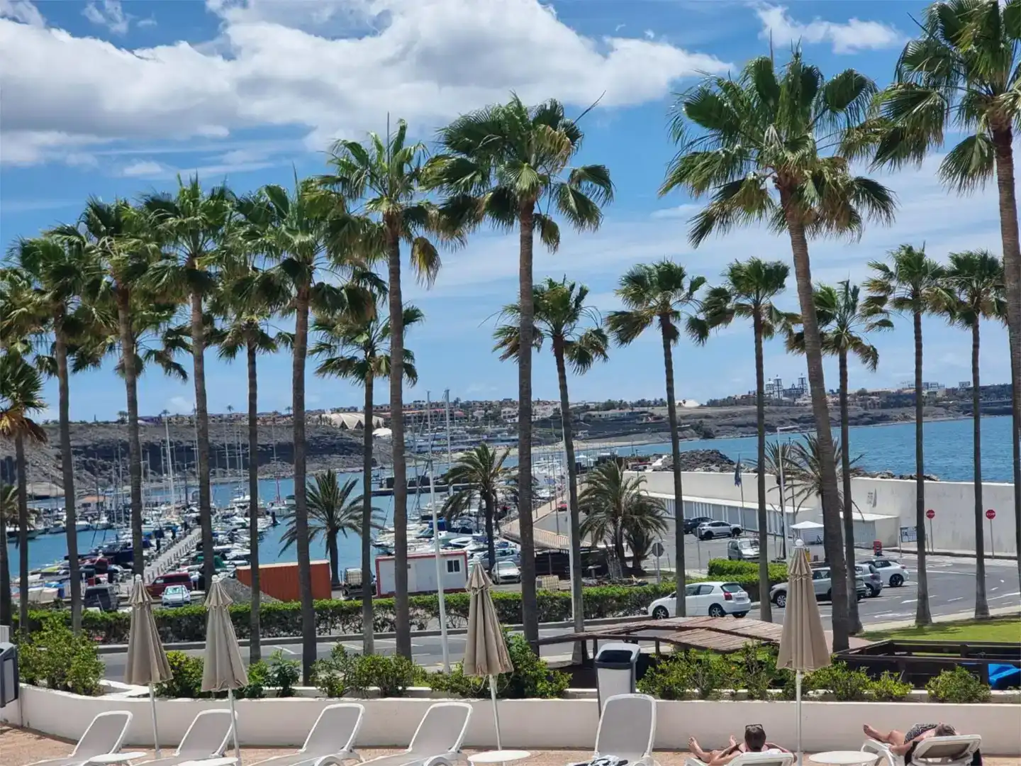 Vista exterior de Dúplex en venda en San Bartolomé de Tirajana amb Aire condicionat, Traster i Piscina