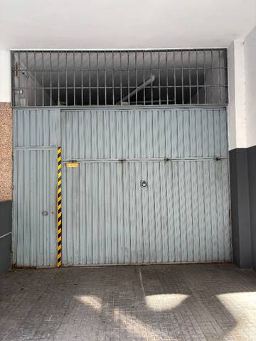 Garaje en Alquiler en Carrer del Roure, 12 en La Roureda