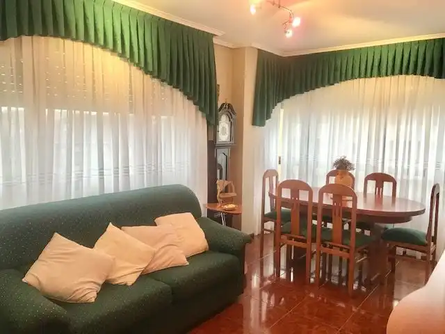 Comedor de Piso en venta en Noja con Calefacción, Terraza y Amueblado