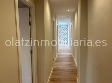Pis amb balcó en venda a Balmaseda