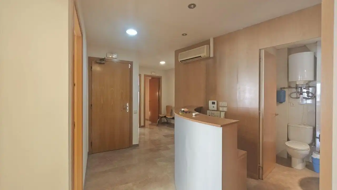 Commercial properties for rent in Centre - Passeig i Rodalies