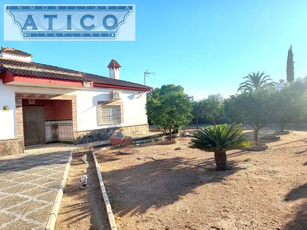 Exterior view of Houses for sale in La Rinconada
