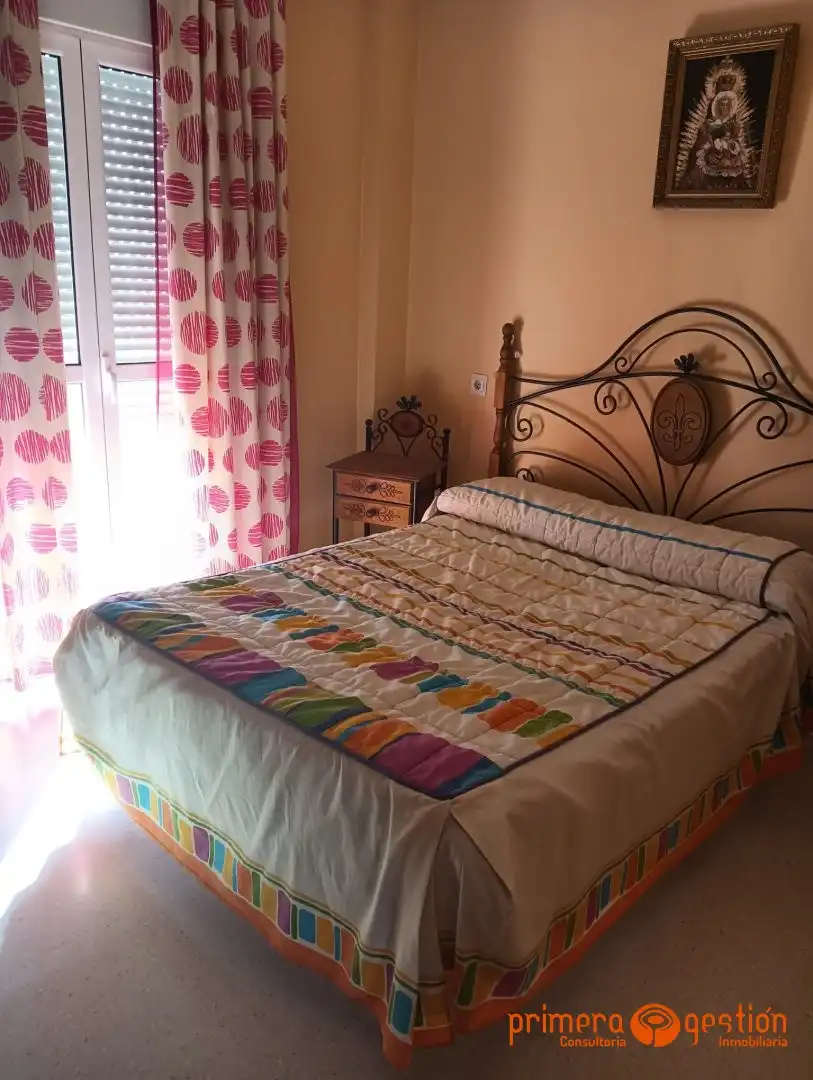 Habitación de Casa o chalet en venta en Lora del Río con Aire acondicionado