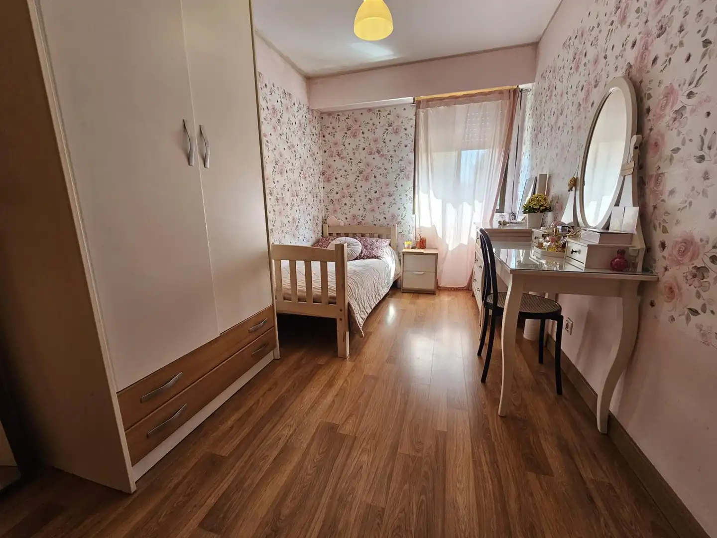 Habitación de Piso en venta en Valencia con Aire acondicionado, Terraza y Amueblado