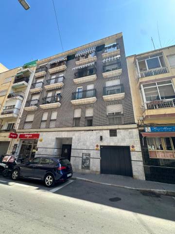 Garaje en Venta en Calle INGENIERO CANALES, 7 en Pla de Bon Repós