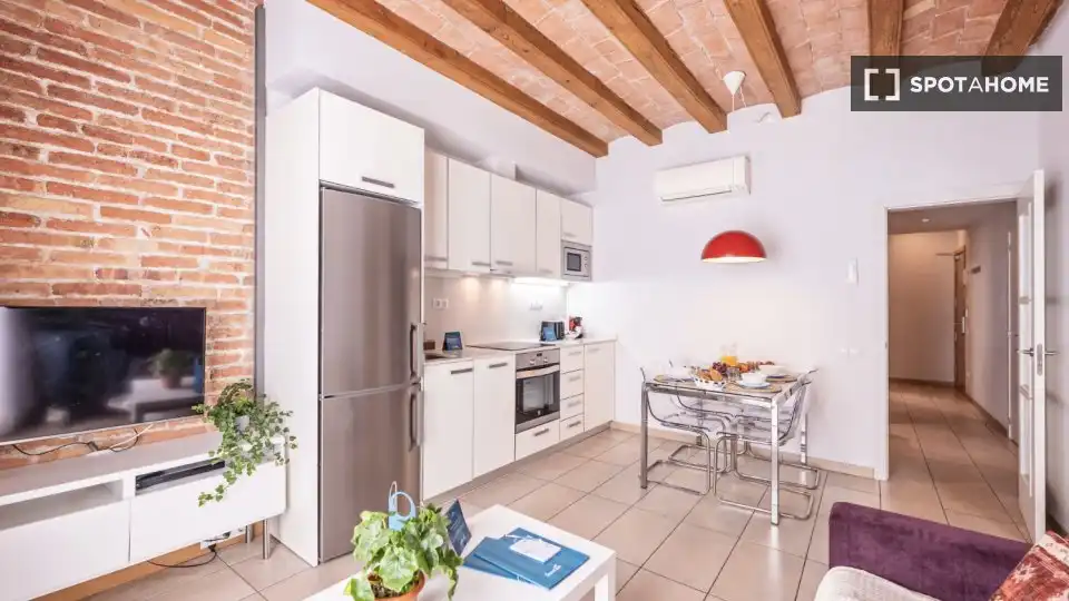 Flat with terrace to rent in Eixample, imagen 4