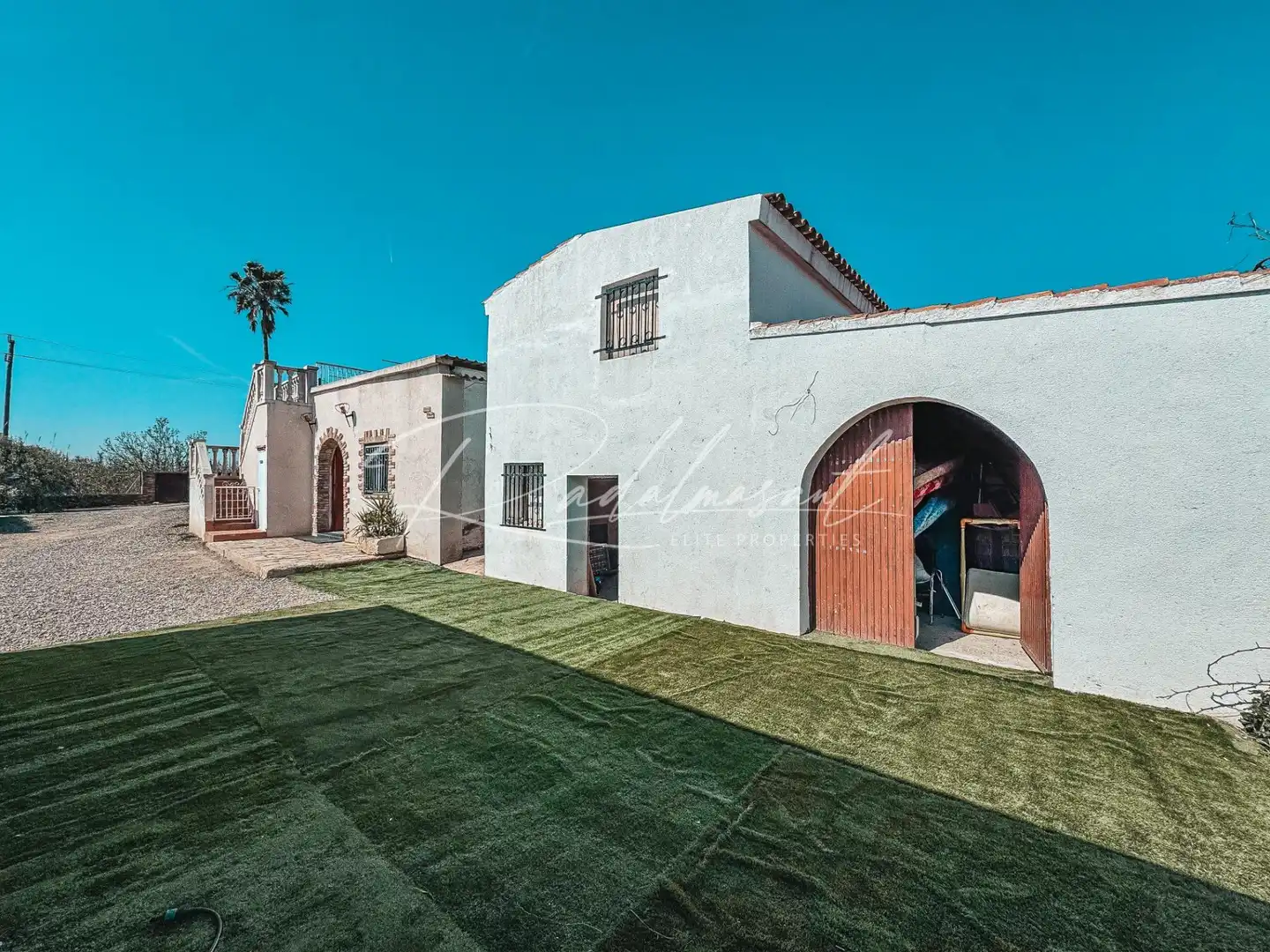 Exterior view of Houses for sale in Reus  with Air Conditioner, Swimming Pool and Furnished