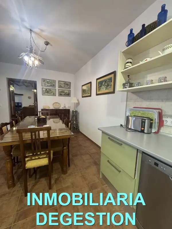 Comedor de Casa adosada en venta en Guarromán con Aire acondicionado, Calefacción y Jardín privado
