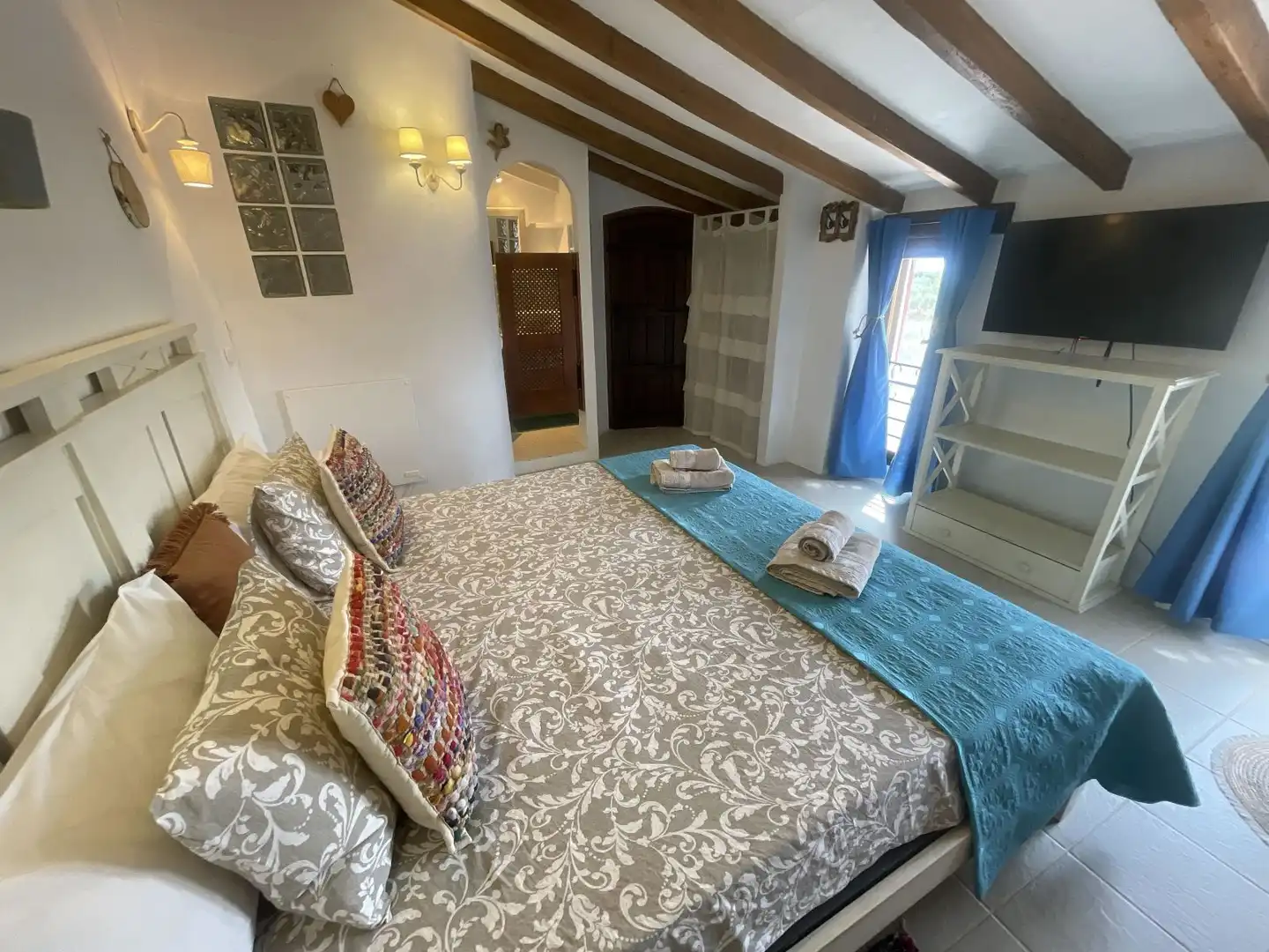 Bedroom of Country homes for sale in Villanueva de la Concepción  with Air Conditioner, Heating and Private garden