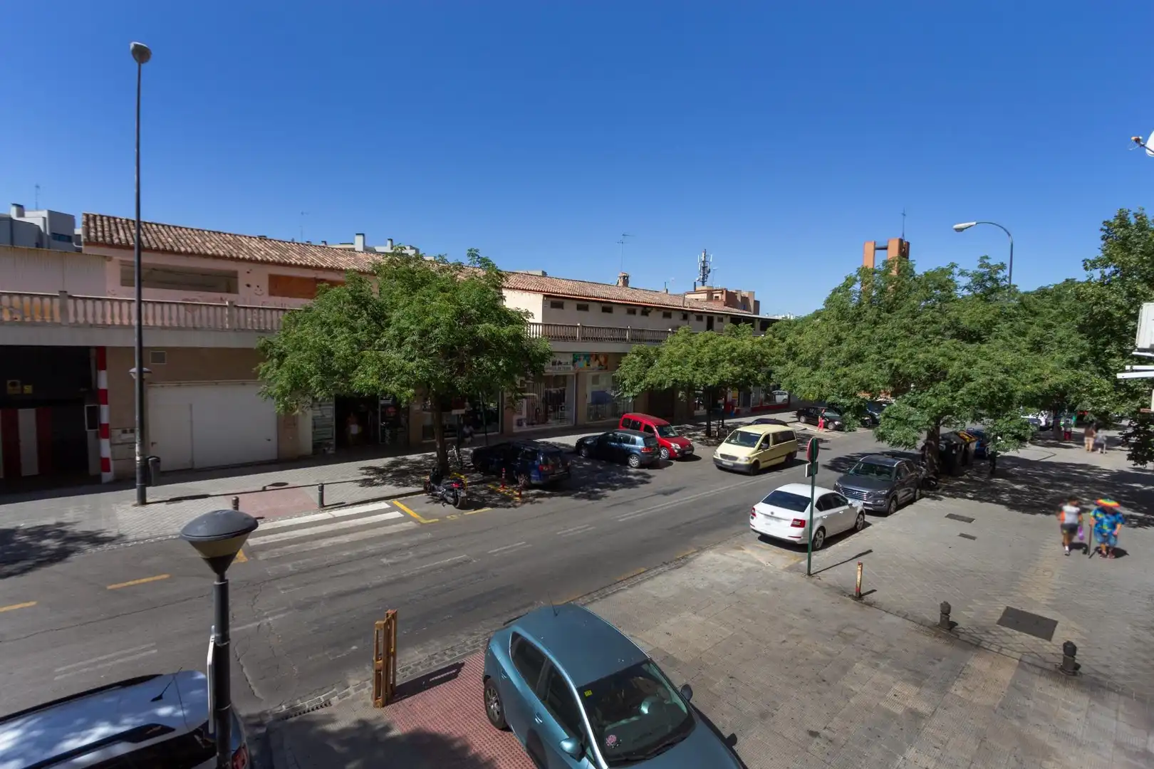 Vista exterior de Piso en venta en Granada con Aire acondicionado y Terraza